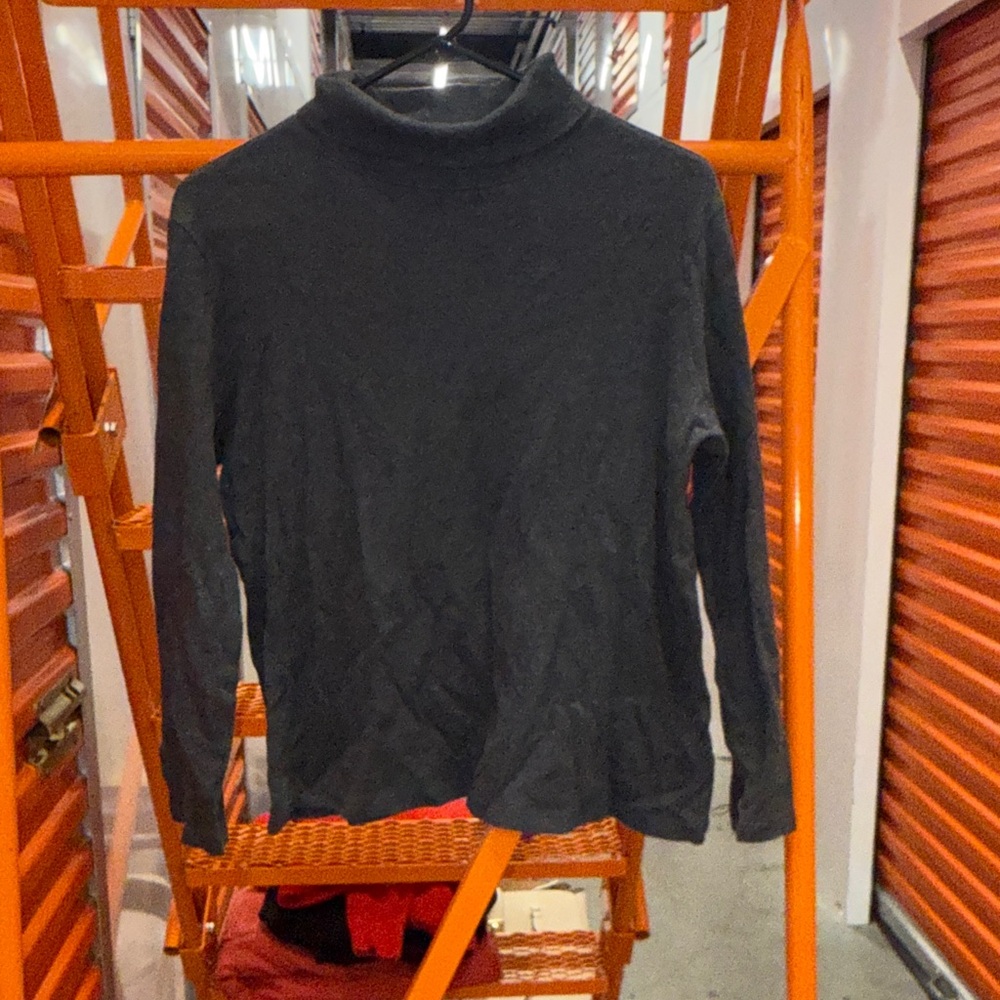 Elegant Gray Turtleneck Top
